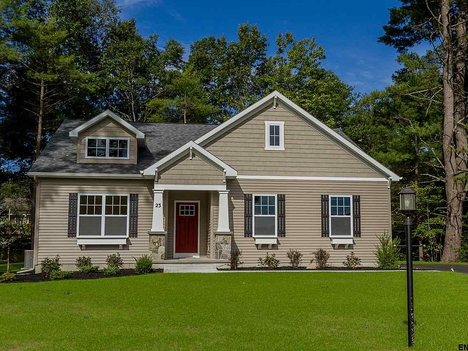 1st image of 23 Wyndham Way