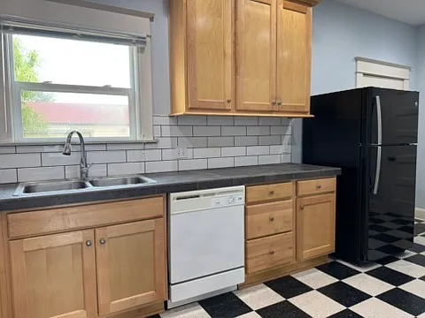 510 NE 80th Ave — Photo 10