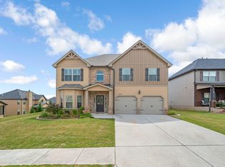 1401 Long Acre Dr, Loganville, GA 30052