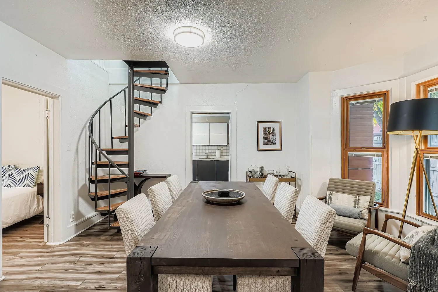 2 bed, 1151 sqft, $2,999 — Photo 4