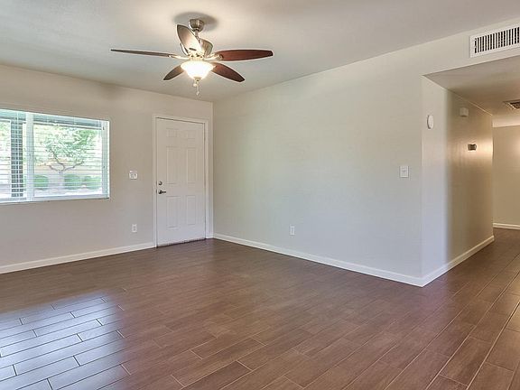 4th image of 17630 N 42nd Pl
