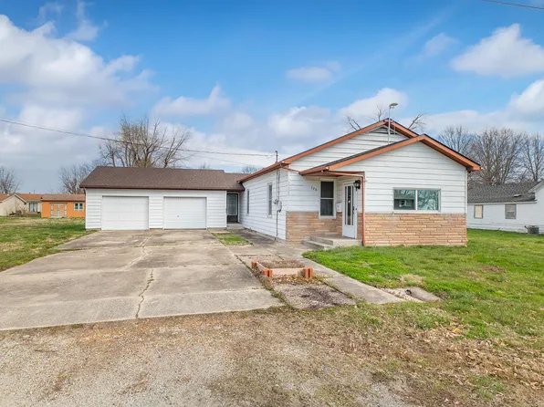 726 Oak St, Livingston, IL 62058