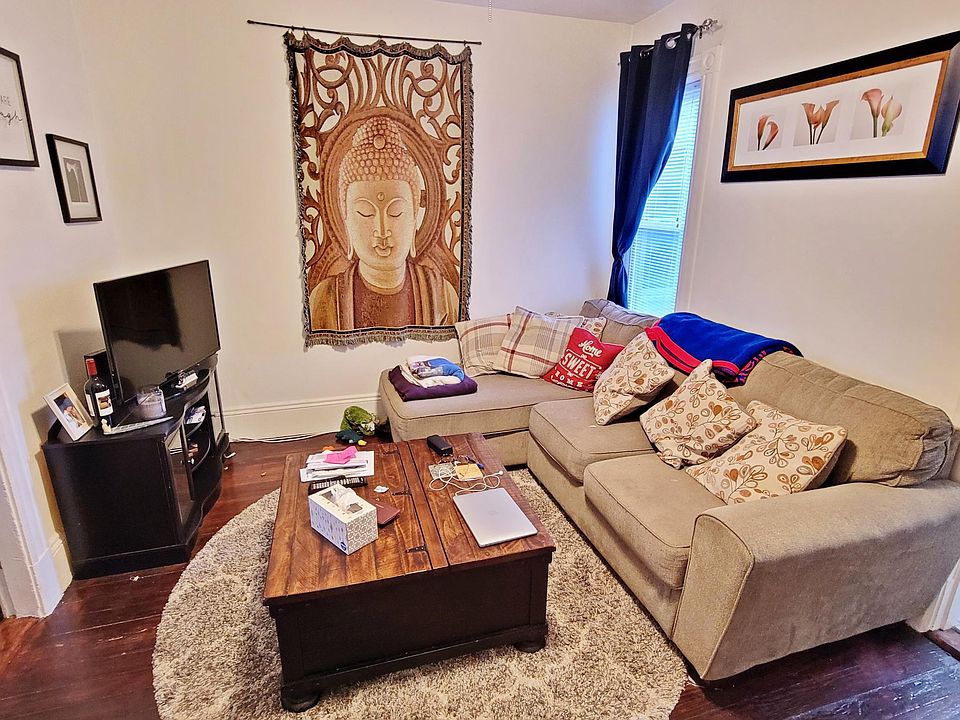 1st image of 14 Montfern Ave #1