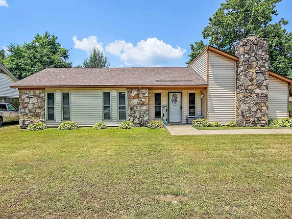 3107 Mary Elizabeth Dr, Bartlett, TN 38134
