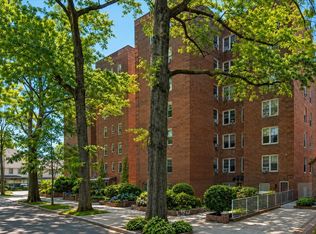 82-40 Austin St #6B, Kew Gardens, NY 11415
