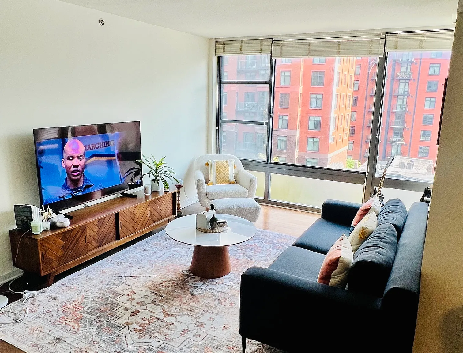 1 bed, 891 sqft, $3,100 — Photo 3