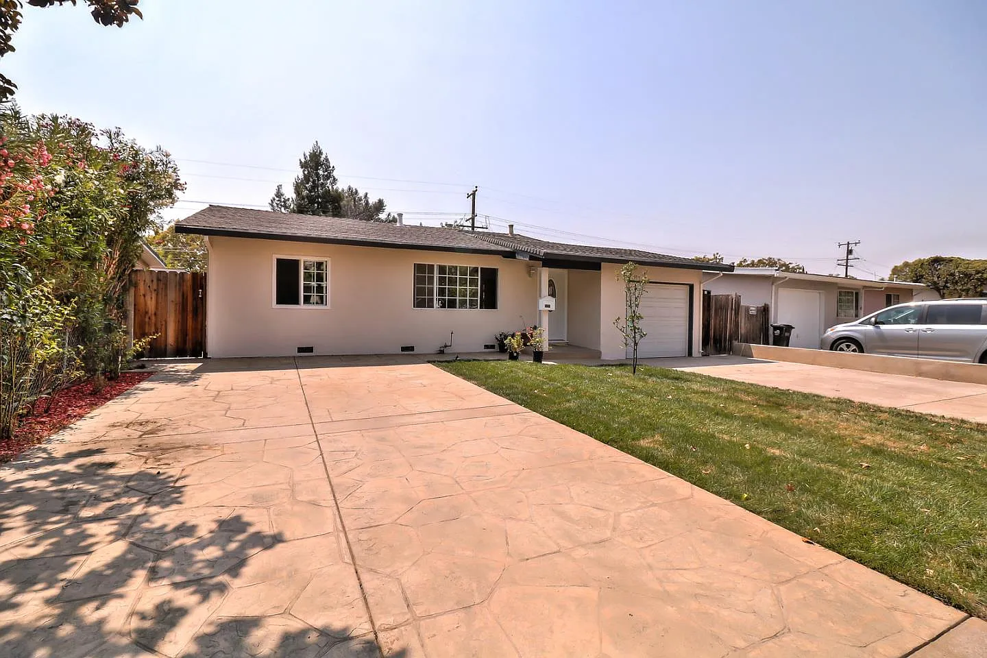 10101 Kenilworth Way photo 1