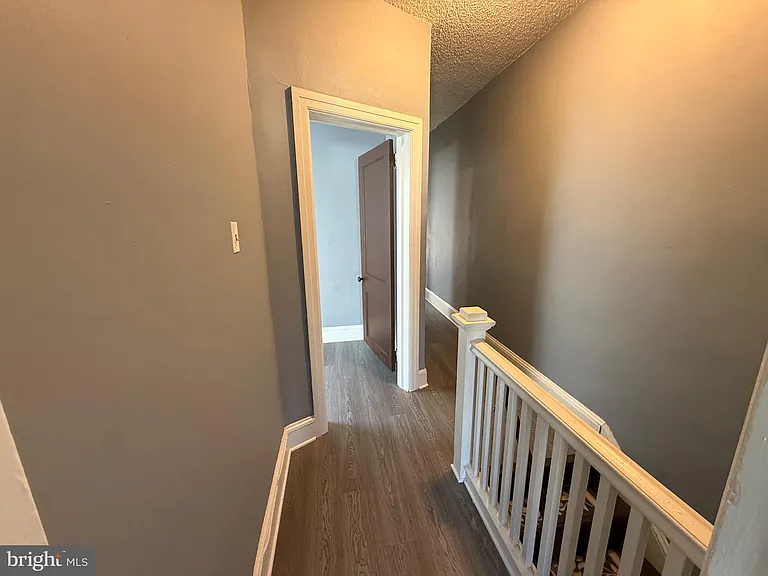 5052 Wayne Ave — Photo 3