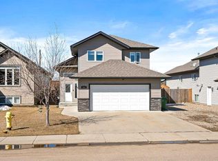 3908 E 74th Ave, Lloydminster, AB T9V3M2