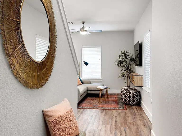 28325-128 Birnham Woods Dr — Photo 7