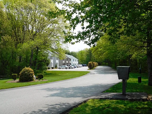 Briarwood — Photo 12