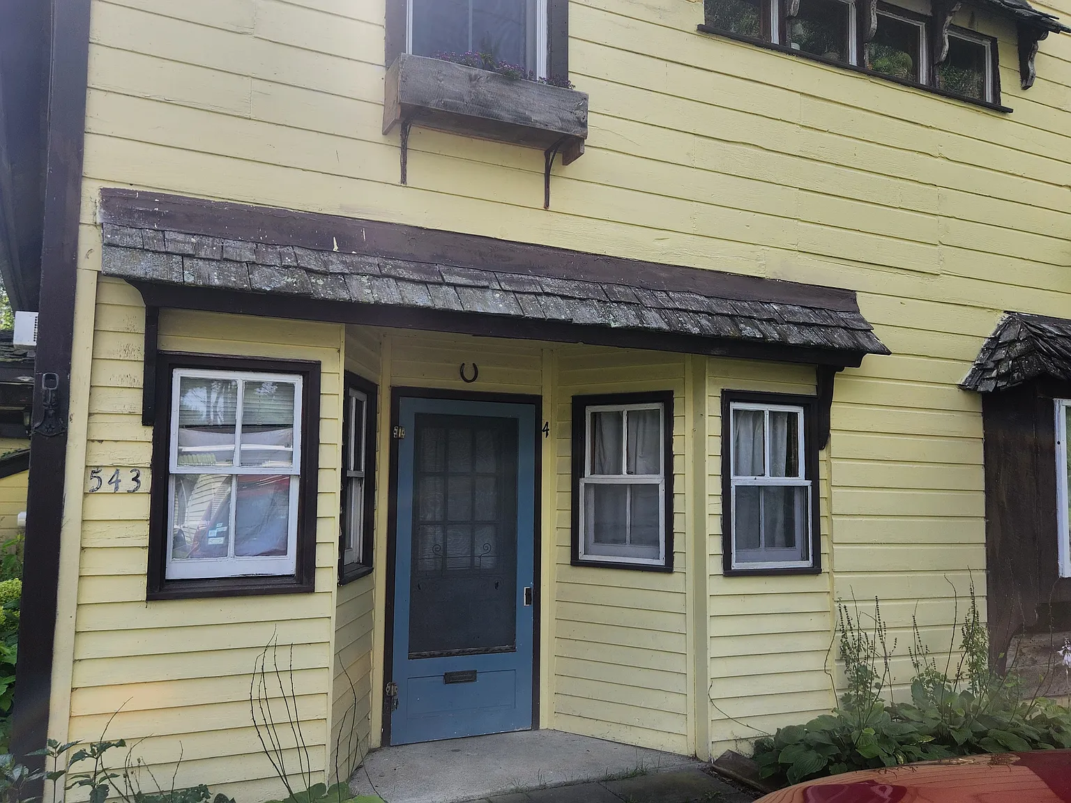 Studio, 600 sqft, $850 — Photo 1