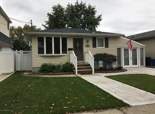 376 Peter Ave, Staten Island, NY 10306