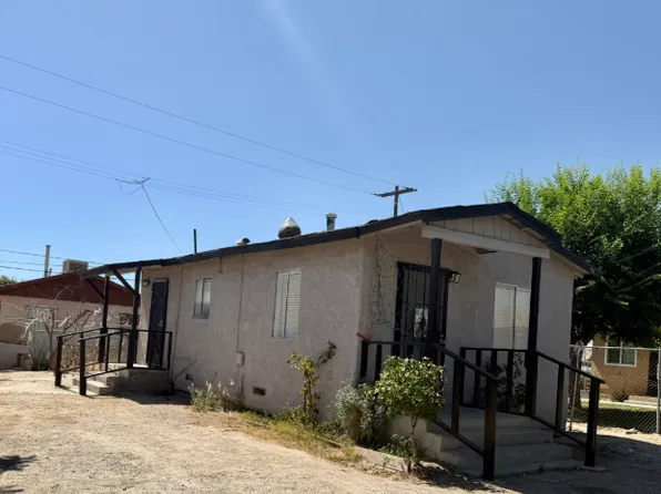 121 Dover Pl, Delano, CA 93215