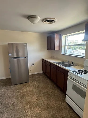 1014 Elm St #7 Photo 1