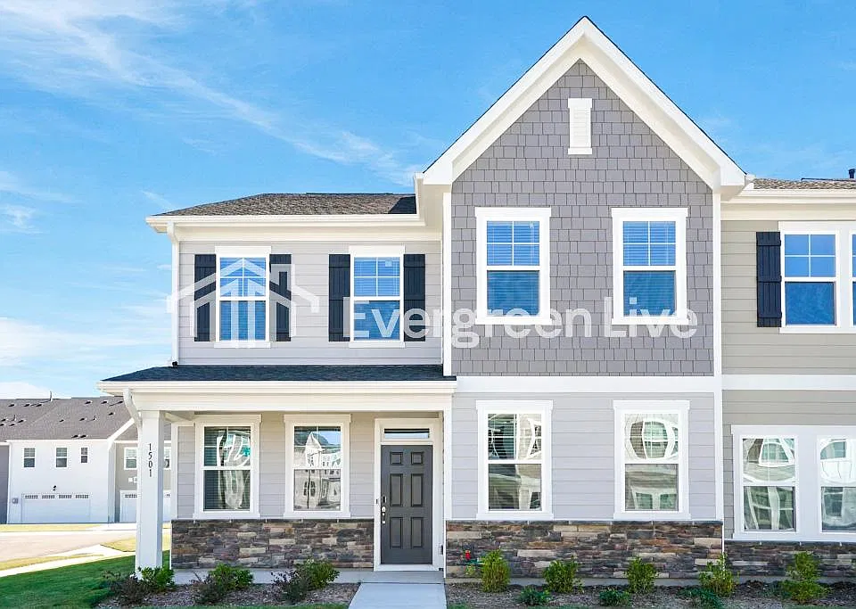 1501 Fruit Tree Ln