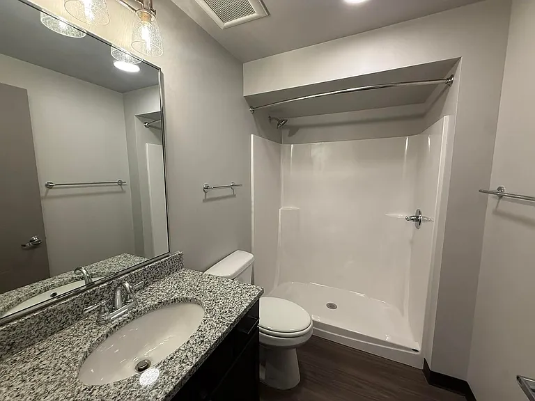 The Arnold Apartments — Photo 18