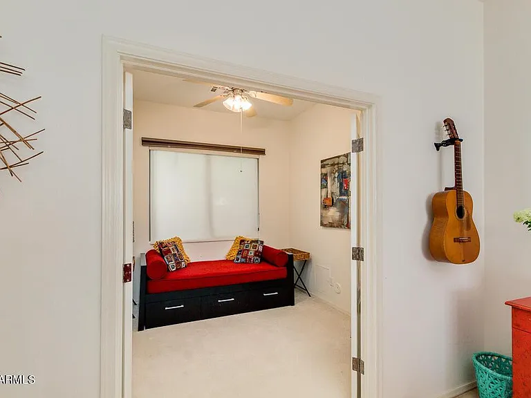 2037 W Periwinkle Way — Photo 6