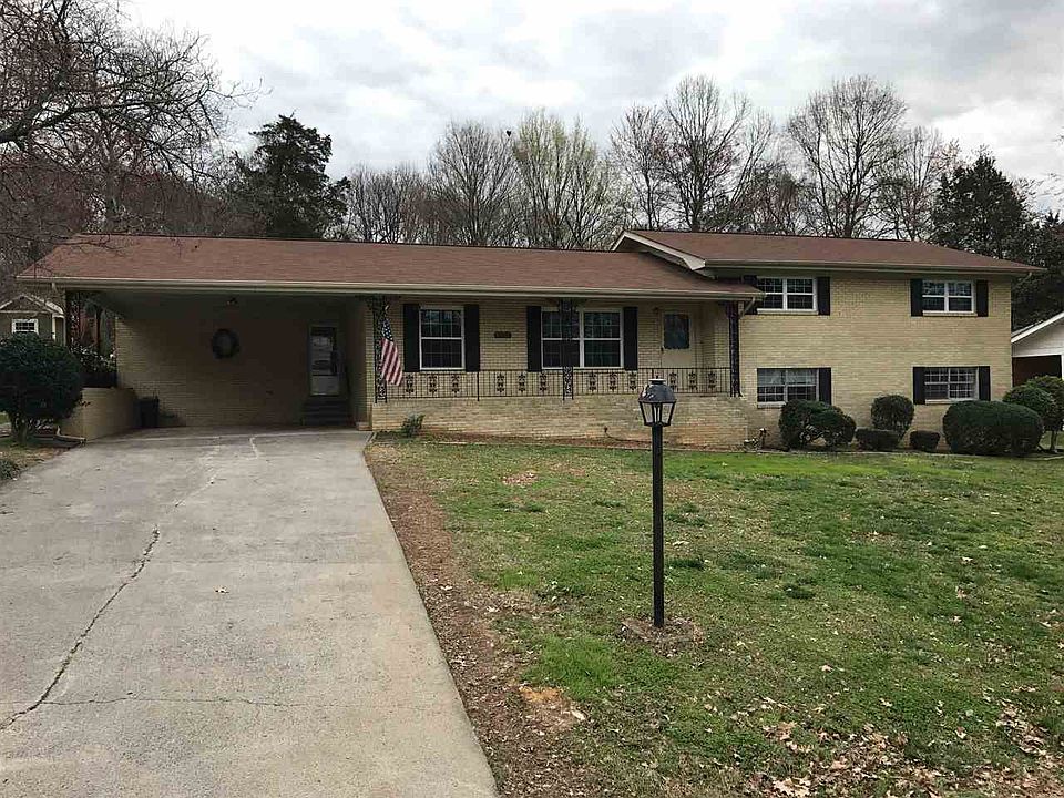 1st image of 3006 Oakland Dr NW