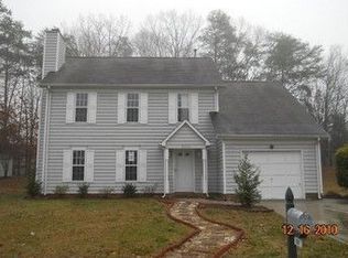 3310 Sparrowhawk Dr, High Point, NC 27265