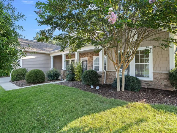 114 Canoe Pole Ln, Mooresville, NC 28117