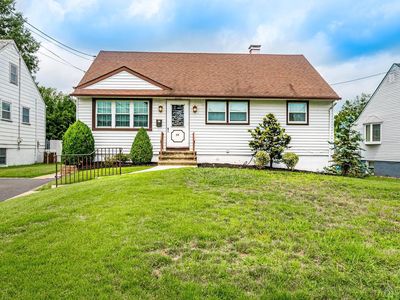74 Bedford Ave, Iselin, NJ, 08830