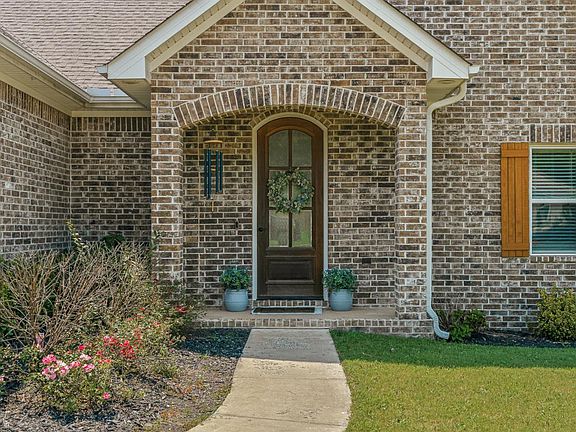 2nd image of 209 Gulley Dr