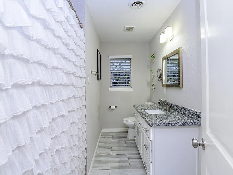 3630 Zoch Ln — Photo 23