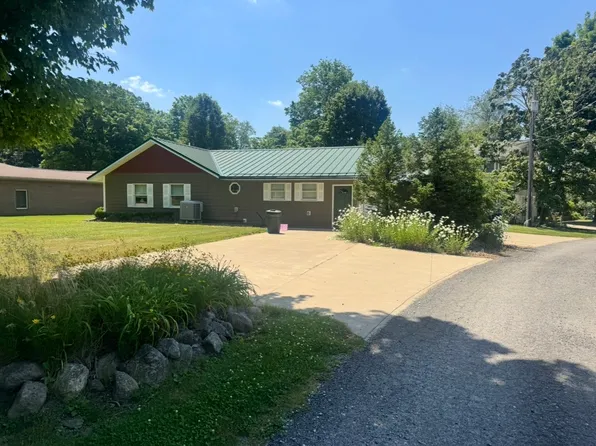 5854 Maple Way, Jamestown, PA 16134