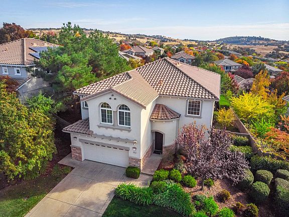 2nd image of 8036 Marigola Way