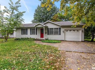 508 N 11th St, Auburn, IL 62615