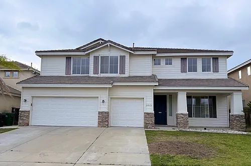 39373 Brighton St Photo 1