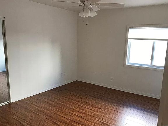 4th image of 4819 Melrose Ave #4817-1/2