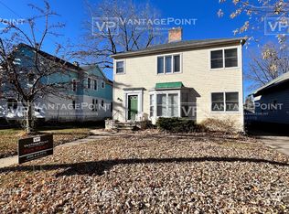 857 Jackson St #A, Oshkosh, WI 54901