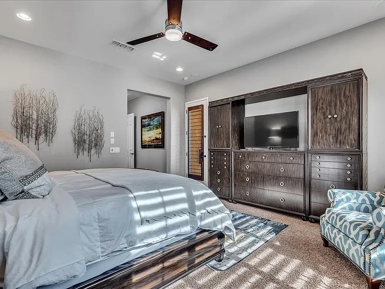3355 E Indigo St — Photo 4