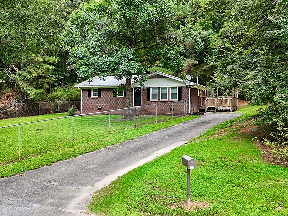 3rd image of 227 Cantrell Dr SW