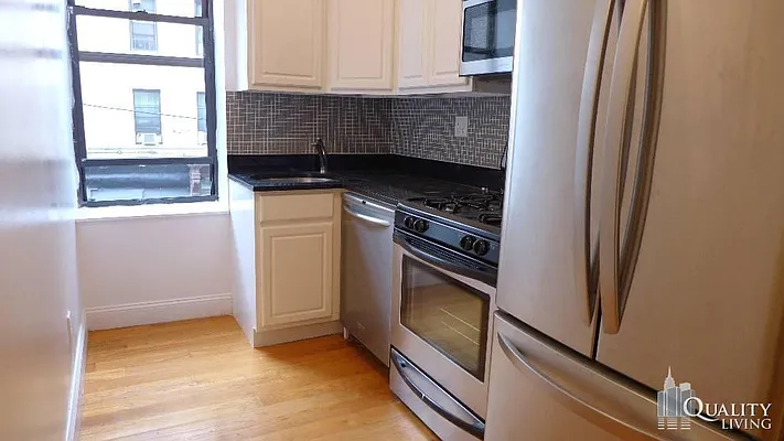 Rented by New York Quality Living Downtown | media 19