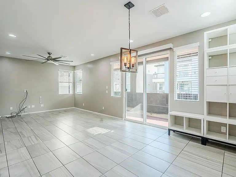 7050 W Carter Dr — Photo 29