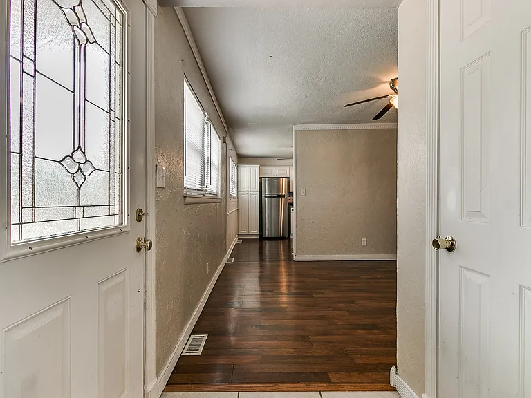 1612 Dakota St — Photo 19