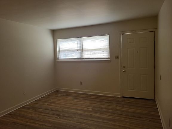 3rd image of 2239 Pine Shore Ct #2B-1Ba