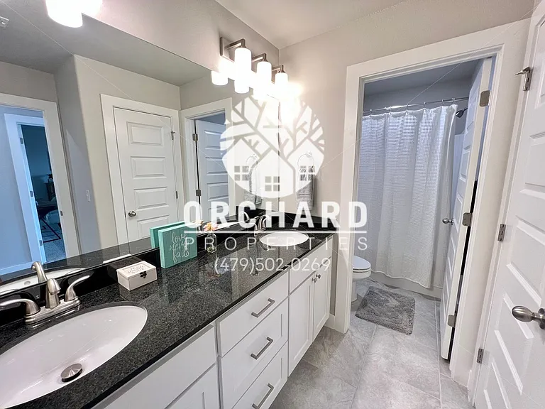 3001 N Conway Dr — Photo 9