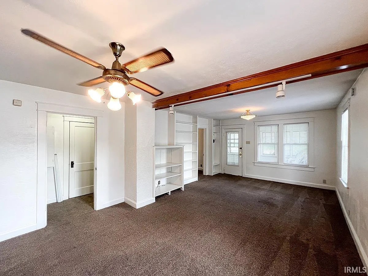 5 bed, 4.0 bath, 1596 sqft, $3,500 — Photo 4