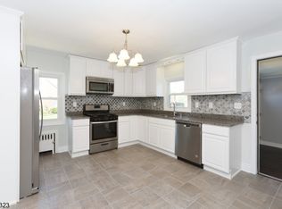 180 No 9 Ave, Manville, NJ 08835
