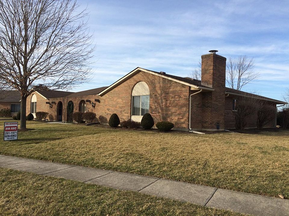 Exterior Front 1/4
