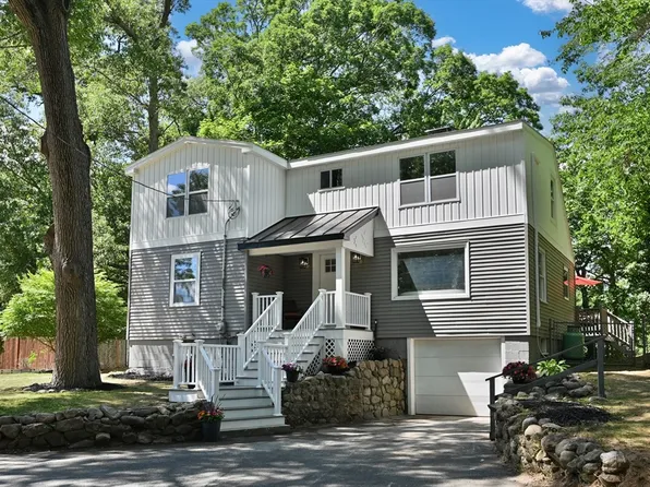 8 Elginwood Rd, Peabody, MA 01960