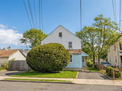 34 Mervin Street, Inwood, NY, 11096