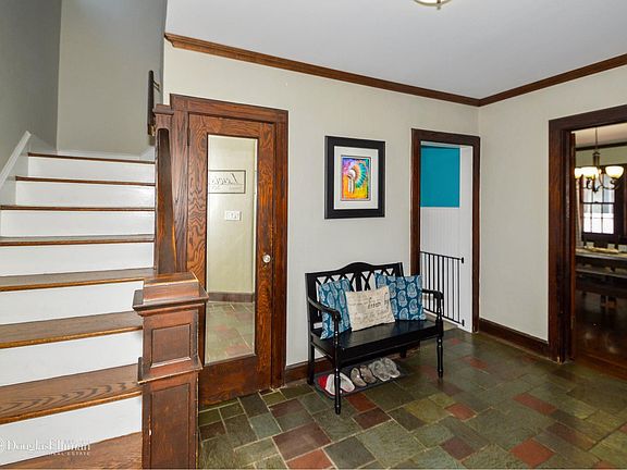 3rd image of 710 William St