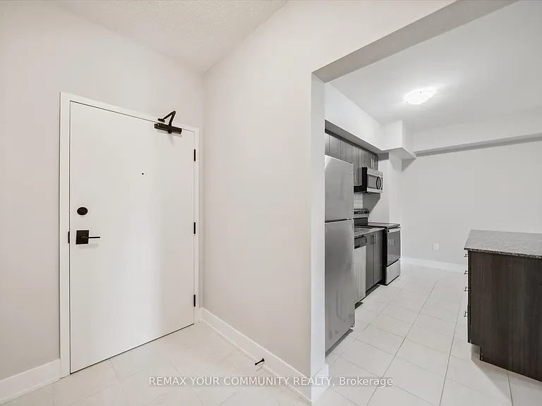 5 Chef Ln #204 — Photo 6