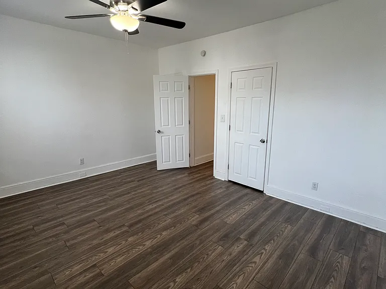 721 McIlvain St — Photo 9