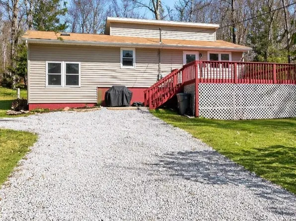 41 Watauga Ln, Albrightsville, PA 18210